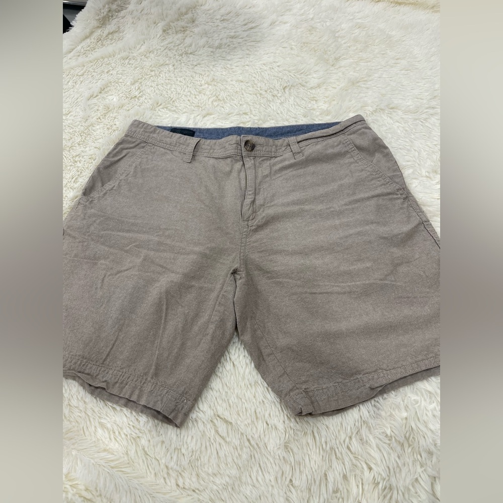 Men's Classic Tan Flat Front Shorts